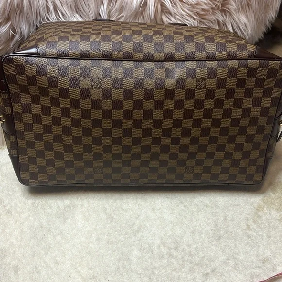 LOUIS VUITTON DAMIER EBENE TRAVELLER BAG - Picture 3 of 12
